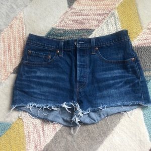 Levi’s 591 cut off Jean shorts